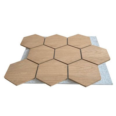 Sample hexagon wandpaneel naturel eiken met grijs vilt 1