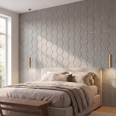 Hexagon grijs walnoot met grijs vilt wandpaneel achter het bed in slaapkamer